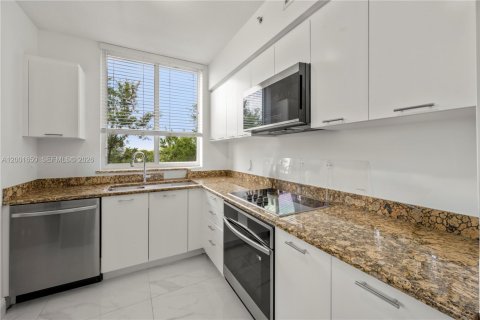 Copropriété à louer à Plantation, Floride: 2 chambres, 124.3 m2 № 2065886 - photo 4