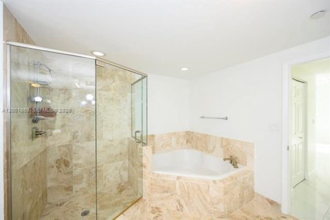 Copropriété à louer à Plantation, Floride: 2 chambres, 124.3 m2 № 2065886 - photo 12
