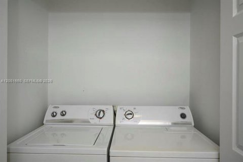 Copropriété à louer à Plantation, Floride: 2 chambres, 124.3 m2 № 2065886 - photo 17