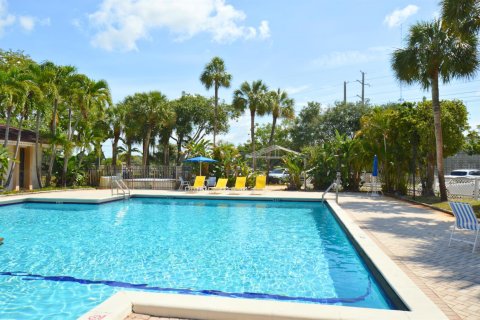 Copropriété à vendre à Lauderhill, Floride: 2 chambres, 119.84 m2 № 2083885 - photo 30