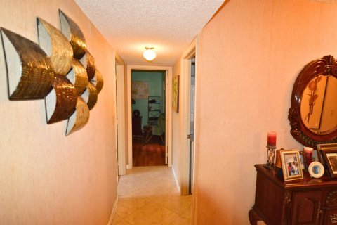 Copropriété à vendre à Lauderhill, Floride: 2 chambres, 119.84 m2 № 2083885 - photo 11