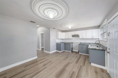 Купить виллу или дом в Тампа, Флорида 7 комнат, 157.38м2, № 1906738 - фото 10