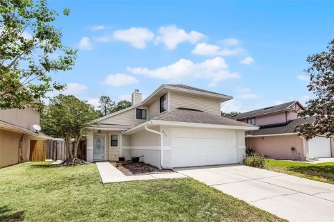 House in Lake Mary, Florida 2 bedrooms, 131.18 sq.m. № 1909301 - photo 4
