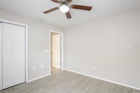 Casa en alquiler en Spring Hill, Florida, 3 dormitorios, 159.42 m2 № 1906841 - foto 11