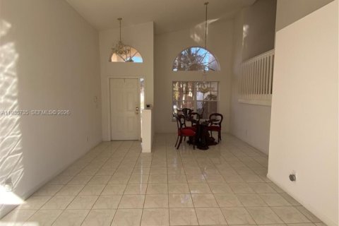 House in Miramar, Florida 4 bedrooms, 205.59 sq.m. № 1993864 - photo 18