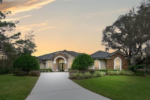 House in Saint Augustine, Florida 3 bedrooms, 270.07 sq.m. № 1542575 - photo 1