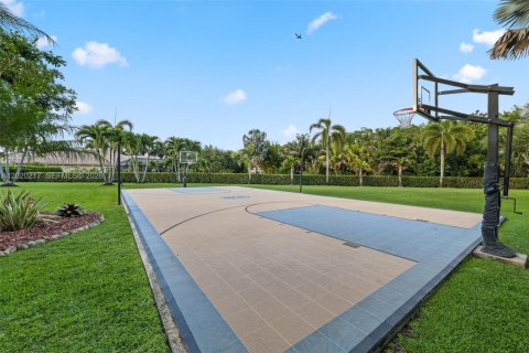 Villa ou maison à vendre à Davie, Floride: 5 chambres, 426.61 m2 № 2256779 - photo 8