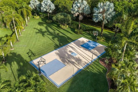 Villa ou maison à vendre à Davie, Floride: 5 chambres, 426.61 m2 № 2256779 - photo 7