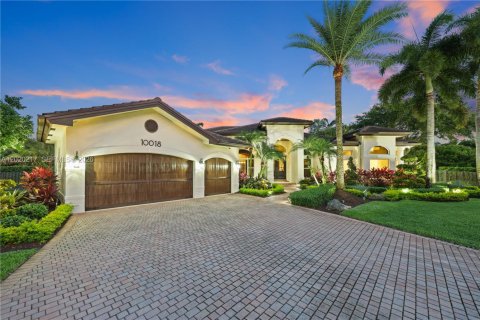 Villa ou maison à vendre à Davie, Floride: 5 chambres, 426.61 m2 № 2256779 - photo 21