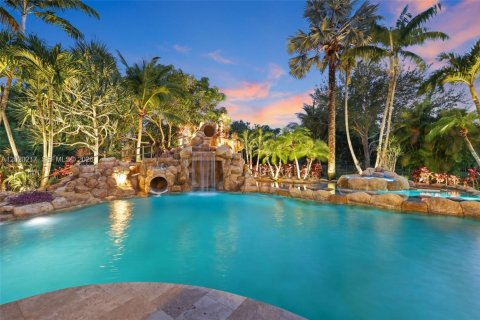 Villa ou maison à vendre à Davie, Floride: 5 chambres, 426.61 m2 № 2256779 - photo 12