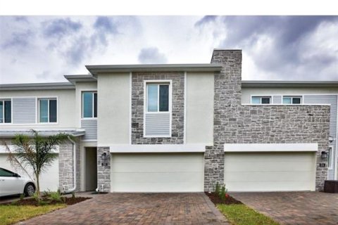 Townhouse in Davenport, Florida 4 bedrooms, 180.6 sq.m. № 2097402