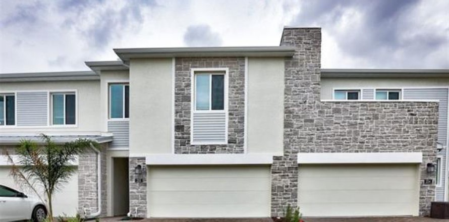 Touwnhouse à Davenport, Floride 4 chambres, 180.6 m2 № 2097402