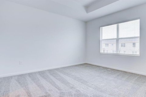 Touwnhouse à vendre à Davenport, Floride: 4 chambres, 180.6 m2 № 2097402 - photo 10