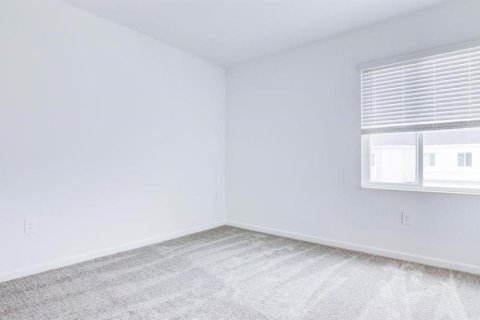 Touwnhouse à vendre à Davenport, Floride: 4 chambres, 180.6 m2 № 2097402 - photo 12