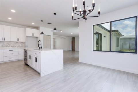 House in Fort Lauderdale, Florida 4 bedrooms, 222.97 sq.m. № 1834553 - photo 20