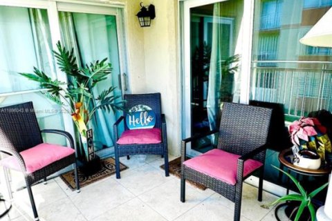 Apartamento en alquiler en Hialeah, Florida, 2 dormitorios, 102.75 m2 № 1950374 - foto 25