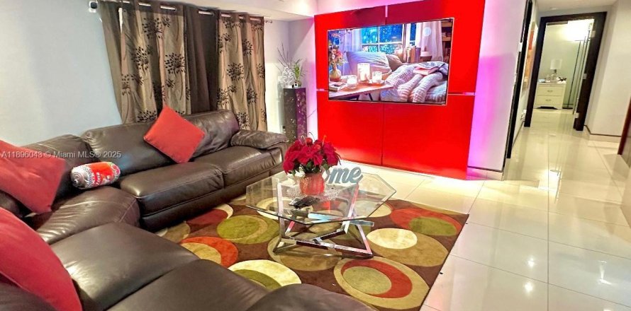 Apartamento en Hialeah, Florida 2 dormitorios, 102.75 m2 № 1950374