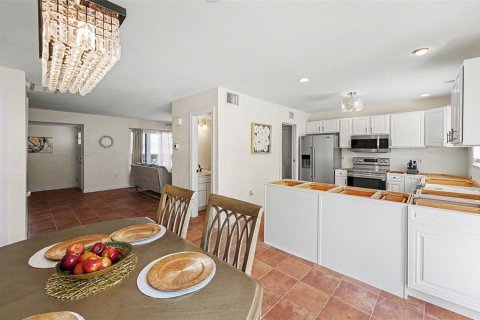 Купить кондоминиум в Сент-Питерсберг, Флорида 5 комнат, 146.97м2, № 2100071 - фото 10