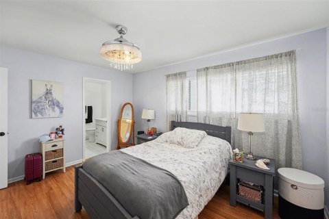 Купить кондоминиум в Сент-Питерсберг, Флорида 5 комнат, 146.97м2, № 2100071 - фото 15