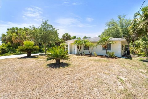 Villa ou maison à vendre à North Port, Floride: 3 chambres, 112.23 m2 № 1661750 - photo 25