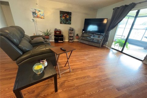 Villa ou maison à louer à Brooksville, Floride: 2 chambres, 120.77 m2 № 2411596 - photo 4