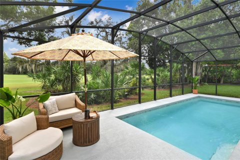 House in New Smyrna Beach, Florida 4 bedrooms, 226.4 sq.m. № 2318946 - photo 2