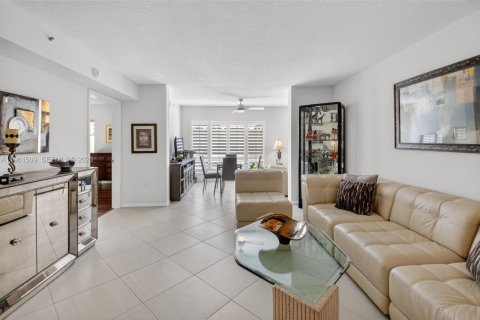Condominio en venta en Boynton Beach, Florida, 3 dormitorios, 139.35 m2 № 2024558 - foto 19