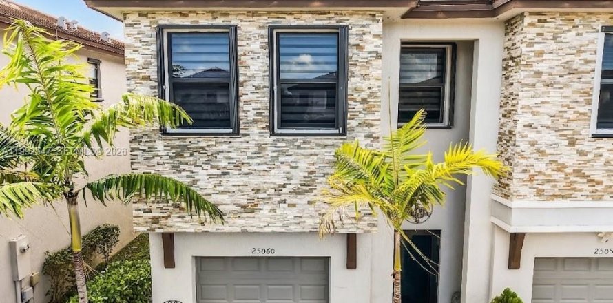 Touwnhouse à Homestead, Floride 4 chambres, 179.86 m2 № 2269146