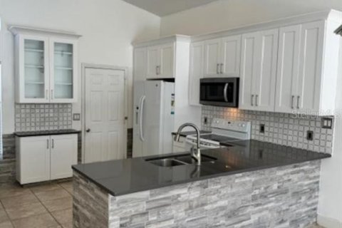 Villa ou maison à vendre à Orlando, Floride: 3 chambres, 111.58 m2 № 1515719 - photo 3