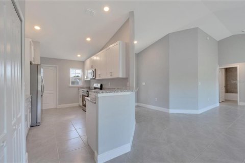 Casa en venta en Kissimmee, Florida, 4 dormitorios, 168.25 m2 № 1915309 - foto 7