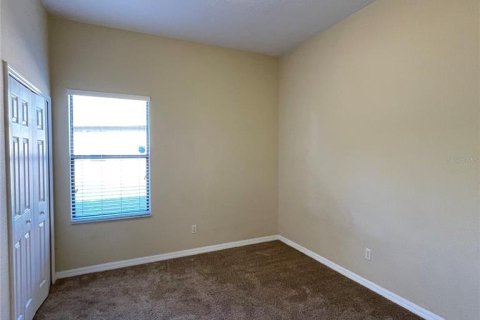 House in Davenport, Florida 5 bedrooms, 269.51 sq.m. № 2095228 - photo 23