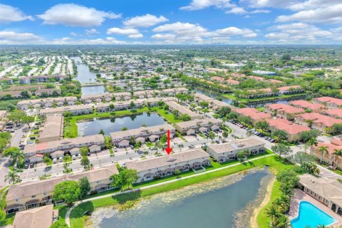 Adosado en venta en Tamarac, Florida, 2 dormitorios, 107.3 m2 № 2089623 - foto 21