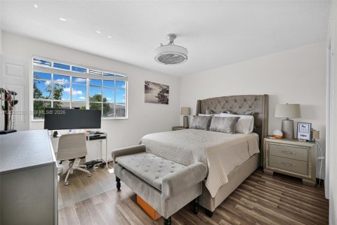 Adosado en venta en Tamarac, Florida, 2 dormitorios, 107.3 m2 № 2089623 - foto 9