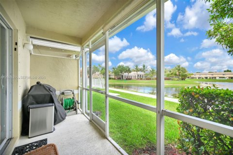 Adosado en venta en Tamarac, Florida, 2 dormitorios, 107.3 m2 № 2089623 - foto 18