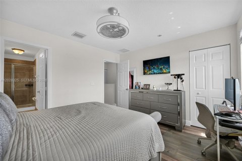 Adosado en venta en Tamarac, Florida, 2 dormitorios, 107.3 m2 № 2089623 - foto 10
