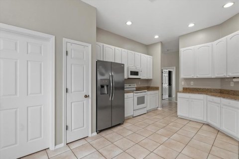 House in Sarasota, Florida 4 bedrooms, 201.69 sq.m. № 1769259 - photo 19