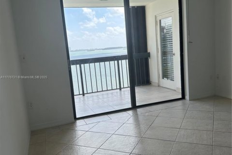 Condominio en venta en Miami, Florida, 2 dormitorios, 102.19 m2 № 1958946 - foto 6