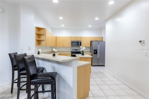 Купить виллу или дом в Ривервью, Флорида 9 комнат, 141.3м2, № 2208838 - фото 9