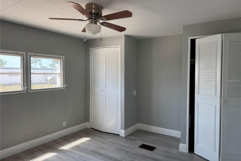 Villa ou maison à louer à Holiday, Floride: 2 chambres, 62.43 m2 № 2399426 - photo 12
