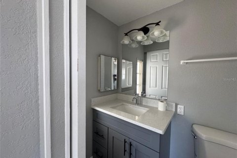 Villa ou maison à louer à Holiday, Floride: 2 chambres, 62.43 m2 № 2399426 - photo 16