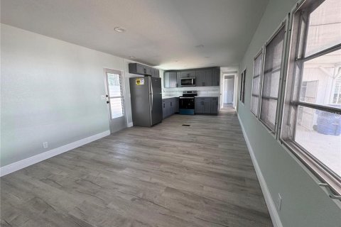 Villa ou maison à louer à Holiday, Floride: 2 chambres, 62.43 m2 № 2399426 - photo 13