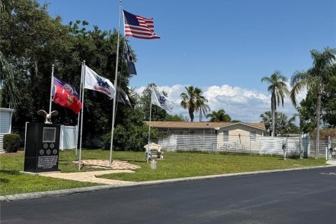 Villa ou maison à louer à Holiday, Floride: 2 chambres, 62.43 m2 № 2399426 - photo 22