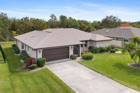 Villa ou maison à vendre à Punta Gorda, Floride: 3 chambres, 178.84 m2 № 2316653 - photo 3