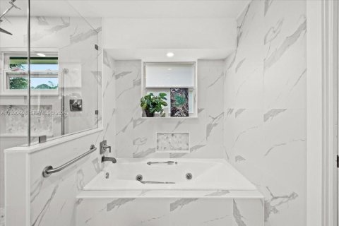 Villa ou maison à vendre à Jupiter, Floride: 4 chambres, 272.3 m2 № 2186311 - photo 17