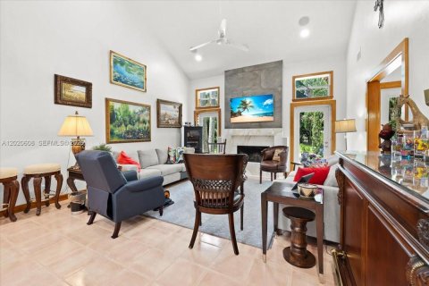 Villa ou maison à vendre à Jupiter, Floride: 4 chambres, 272.3 m2 № 2186311 - photo 6