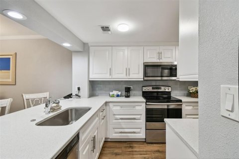 Купить кондоминиум в Палм-Харбор, Флорида 4 комнаты, 76.64м2, № 2150007 - фото 10