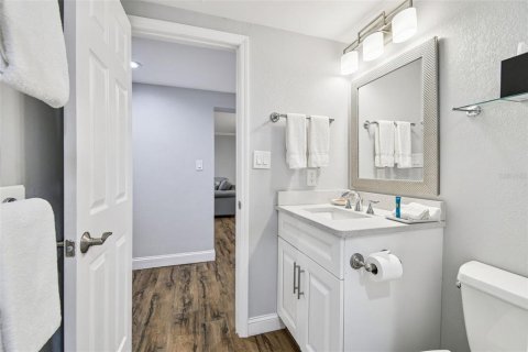 Купить кондоминиум в Палм-Харбор, Флорида 4 комнаты, 76.64м2, № 2150007 - фото 25