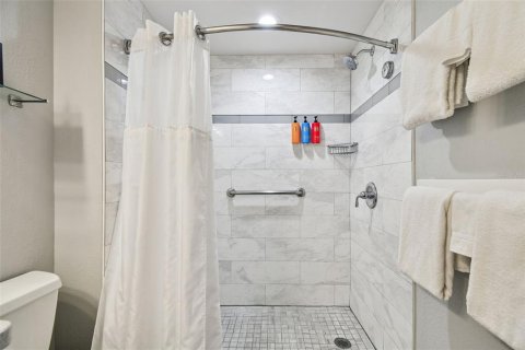 Купить кондоминиум в Палм-Харбор, Флорида 4 комнаты, 76.64м2, № 2150007 - фото 24