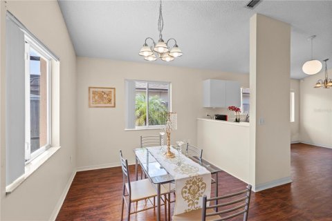 Casa en venta en Kissimmee, Florida, 3 dormitorios, 139.54 m2 № 1900821 - foto 5
