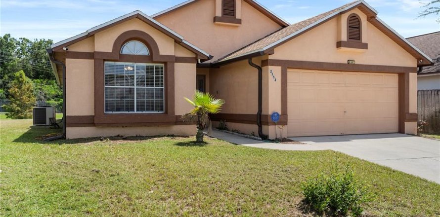 Casa en Kissimmee, Florida 3 dormitorios, 139.54 m2 № 1900821